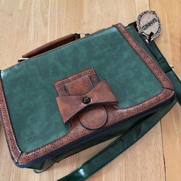 BANNED Messenger Bag NWT - Picture 3 of 5